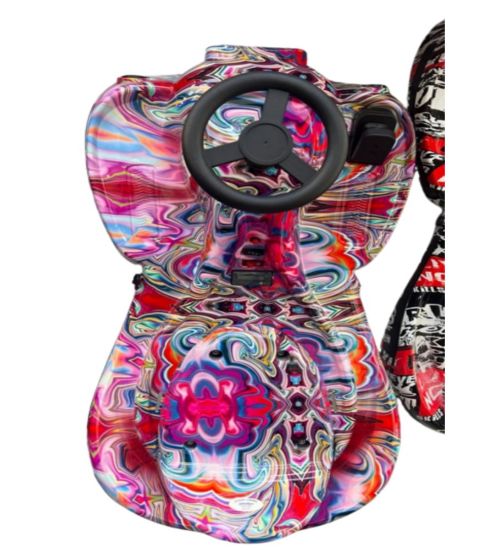 صورة سكوتر كريزي 36 فولت بطبعة ملونة معقدة